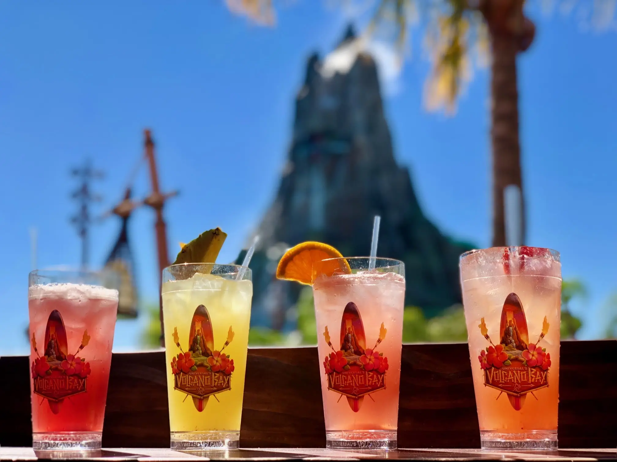 refresco Volcano Bay