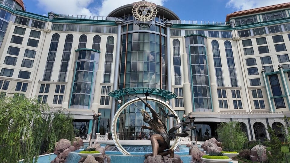 Loews Helios Grand Hotel