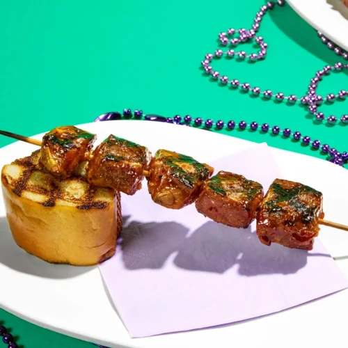 comida de Universal Mardi Gras 2025