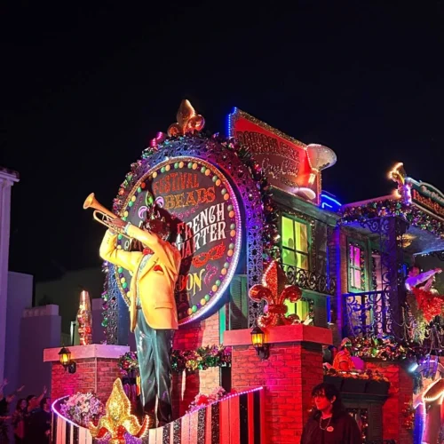 Universal Mardi Gras 2025