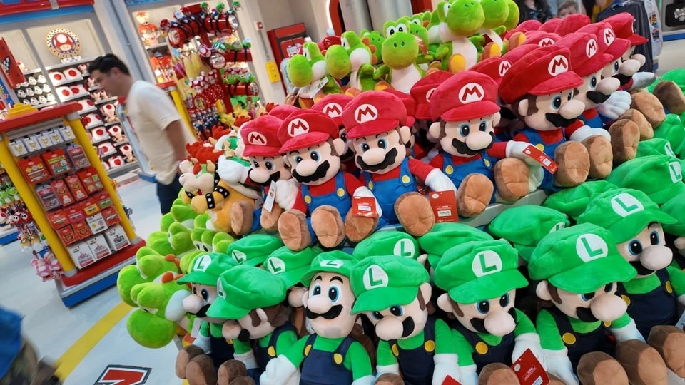 Exclusive merchandising in Epic Universe
