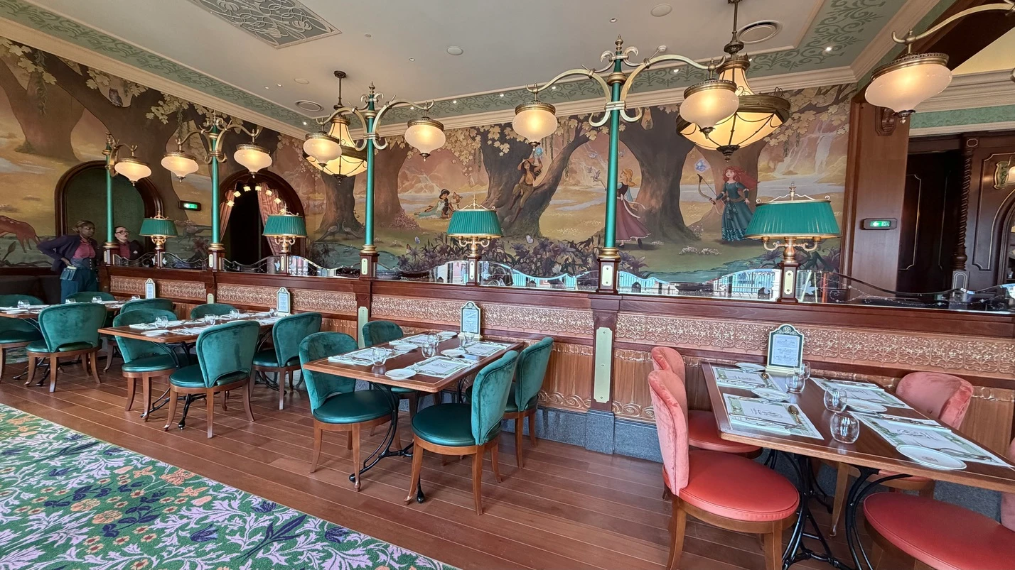 Regal View Restaurant & Lounge